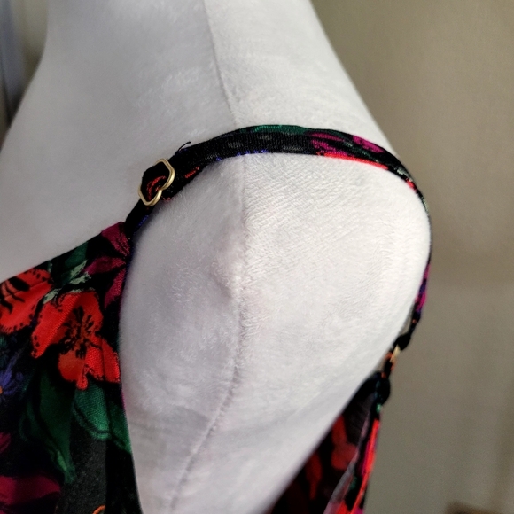 AVA & VIV MULTI FLORAL SUMMER TOP SZ: 3X, XXL - Picture 4 of 9